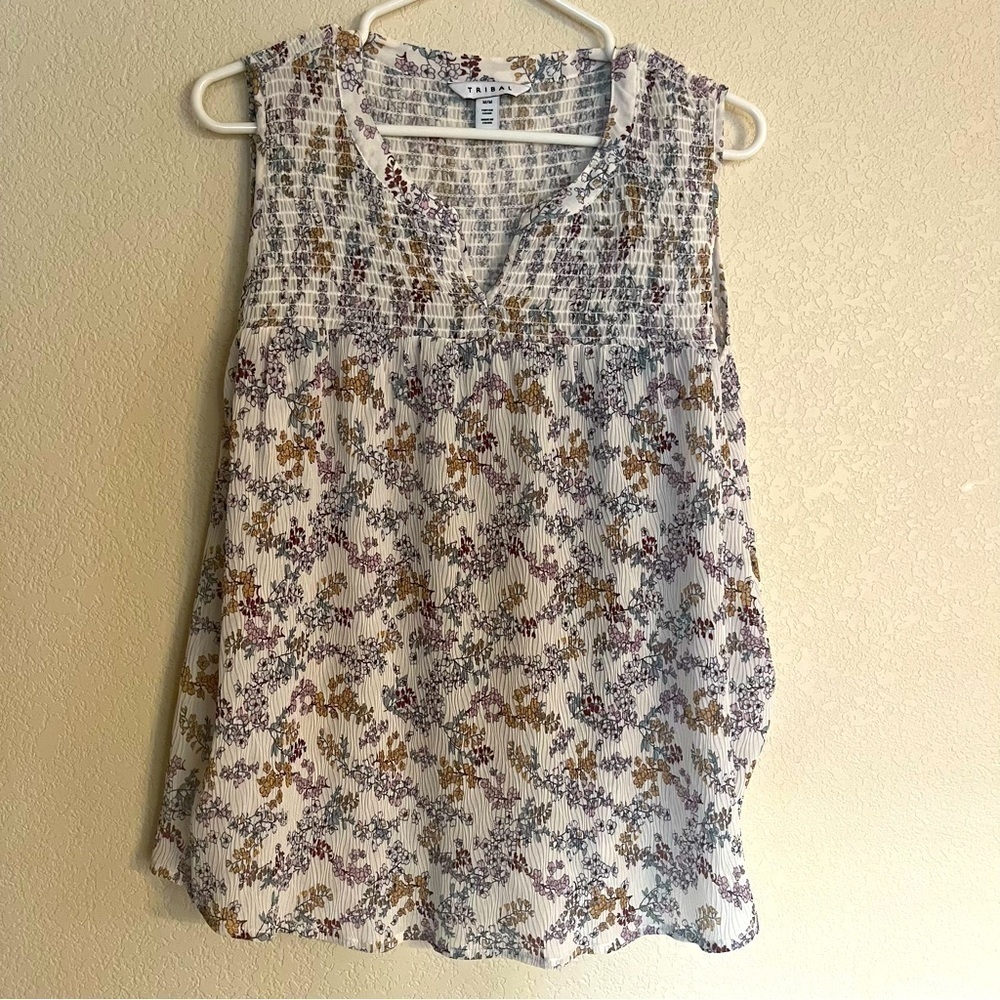 Tribal sleeveless floral blouse size medium
